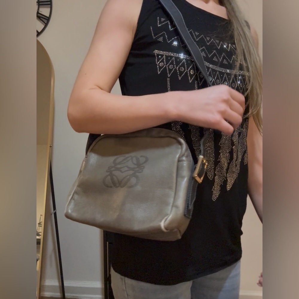 Loewe   Brown Leather‎ shoulder Bag - Picture 15 of 16